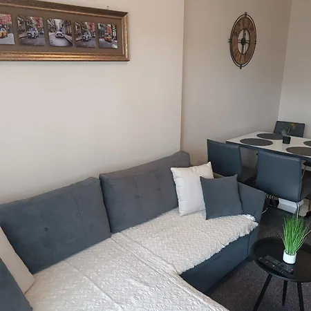 Lazuren Bryag Lux Apartament Burgas