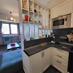 Lazuren Bryag Lux * Burgas City