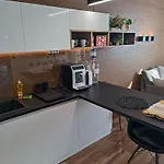 Lazuren Bryag Lux Apartment Burgas City