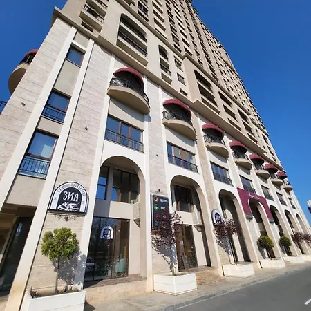 Lazuren Bryag Lux Apartament